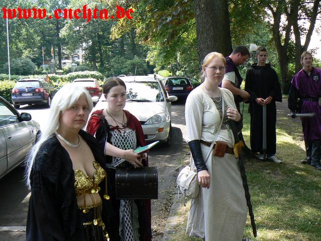 NanDungortheb_III_Die_Lehrstunde_24.06.2006_007.jpg